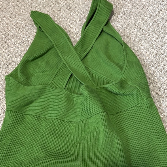 Banana Republic Vibrant Green Pullover - Picture 4 of 6